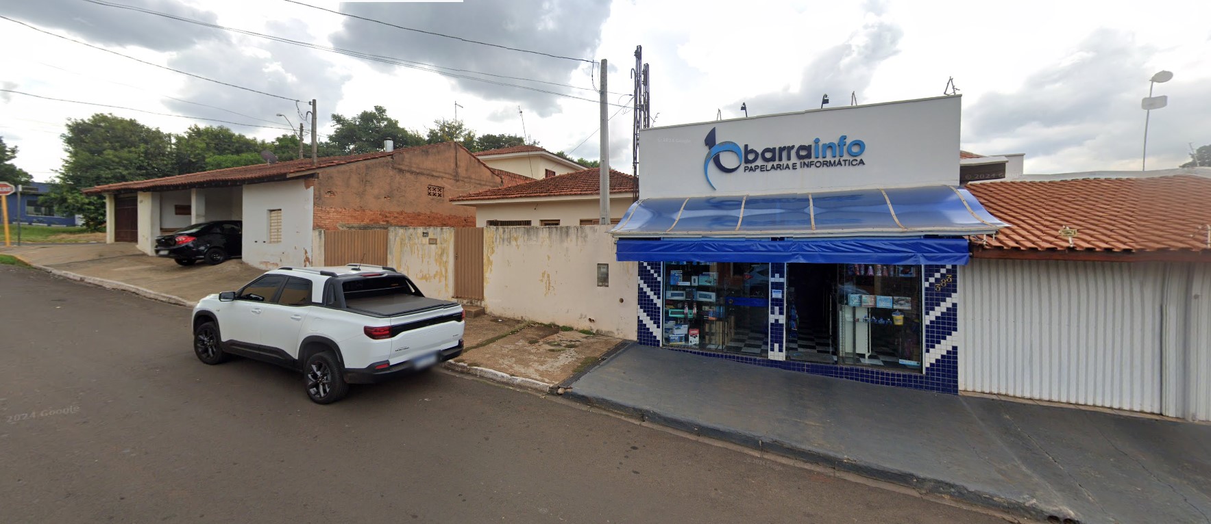 Fachada da loja Barra Info em Bariri/SP